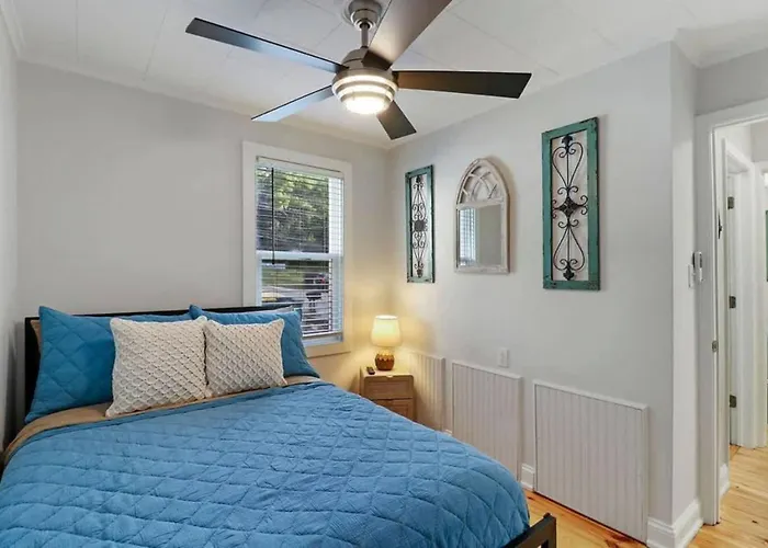 Cute & Cozy Lakeview House On Chain O Lakes With Hot Tub Option Fox Lake
